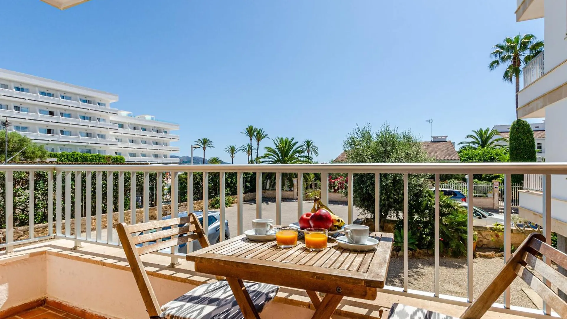 Yourhouse Reganyol Beach Apartment Port de Alcudia