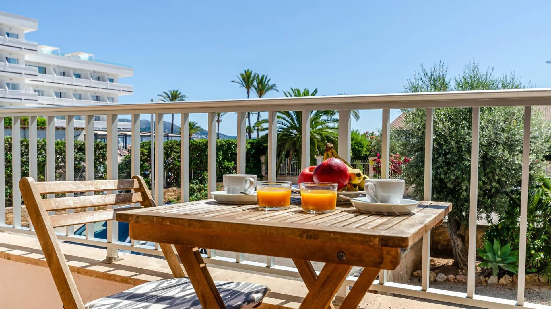 Yourhouse Reganyol Beach Apartment Port de Alcudia