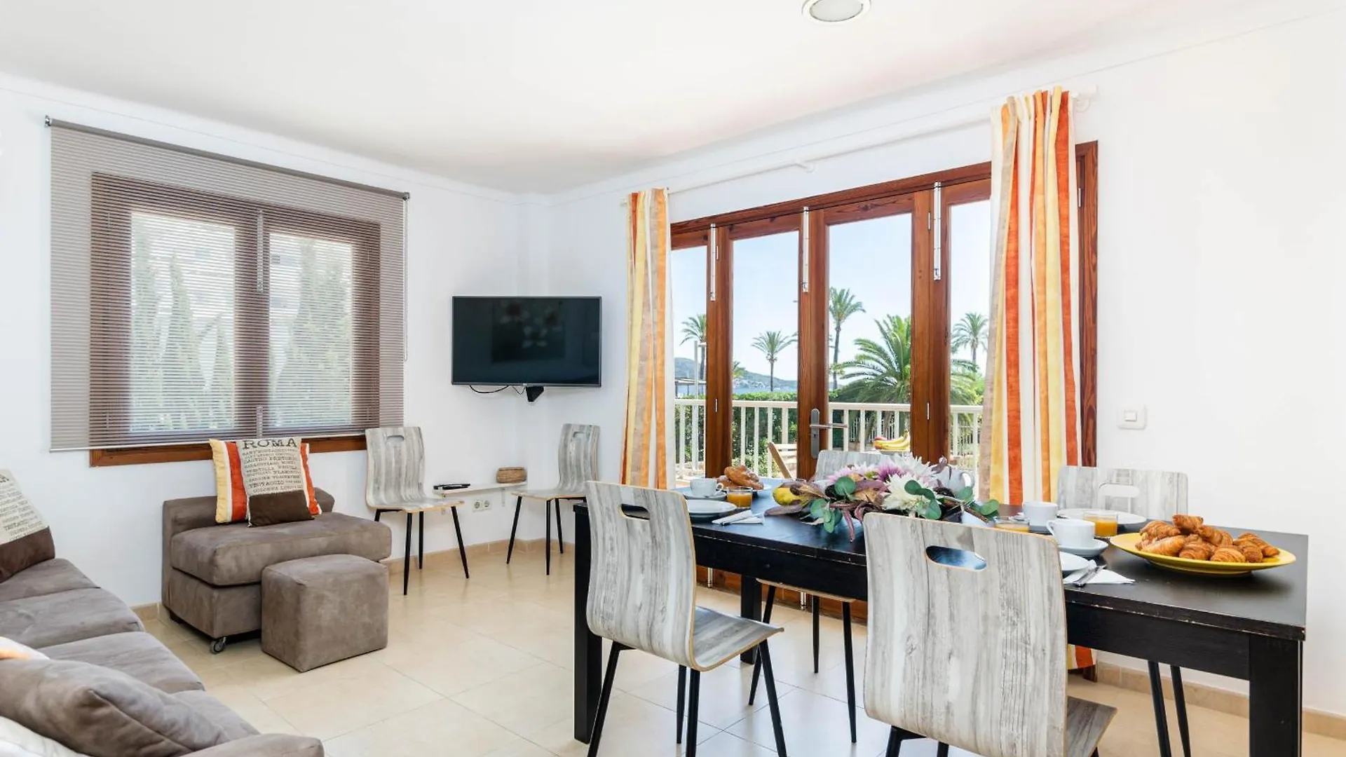 Yourhouse Reganyol Beach Apartment Port de Alcudia